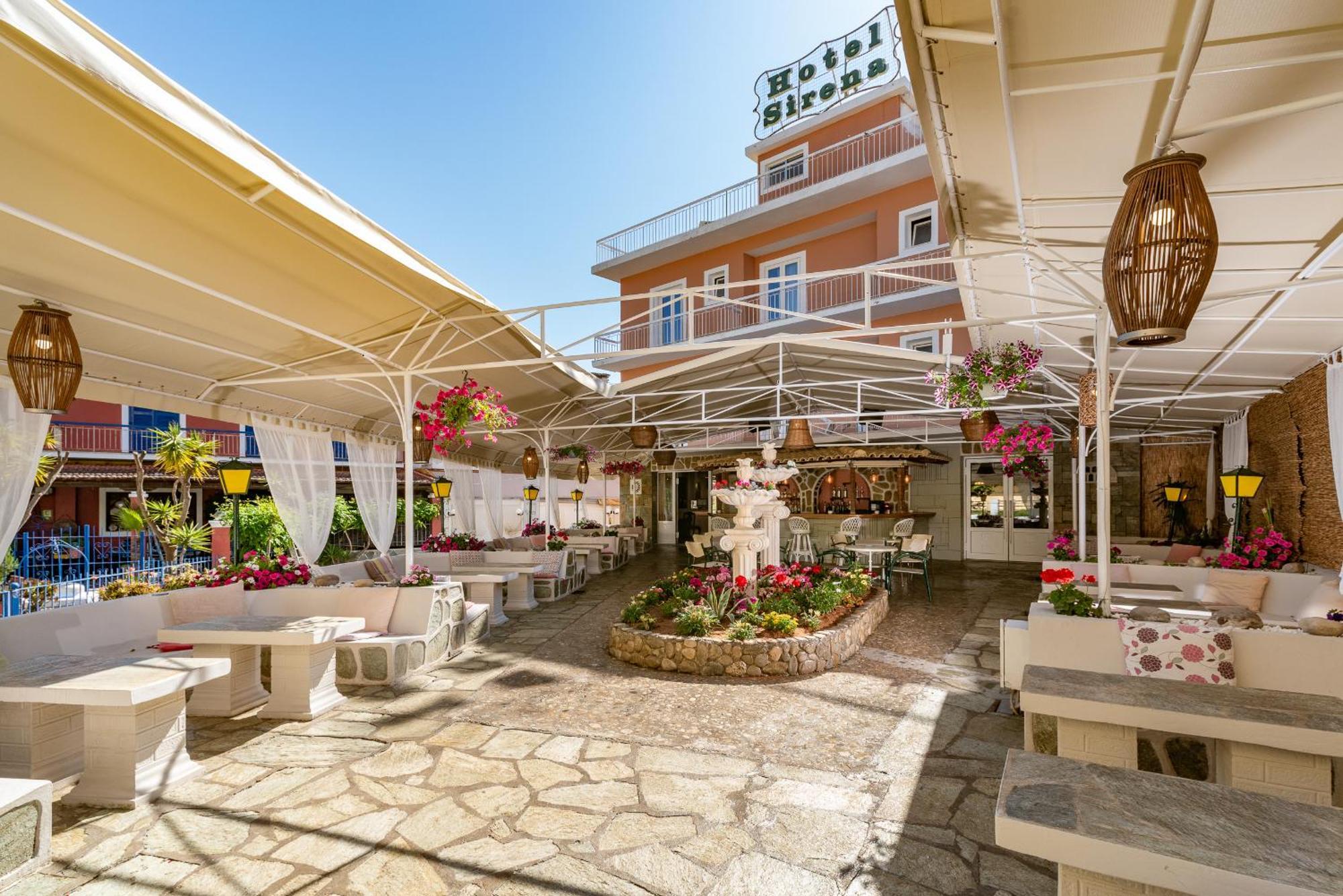 Sirena Beach Guviá Kültér fotó