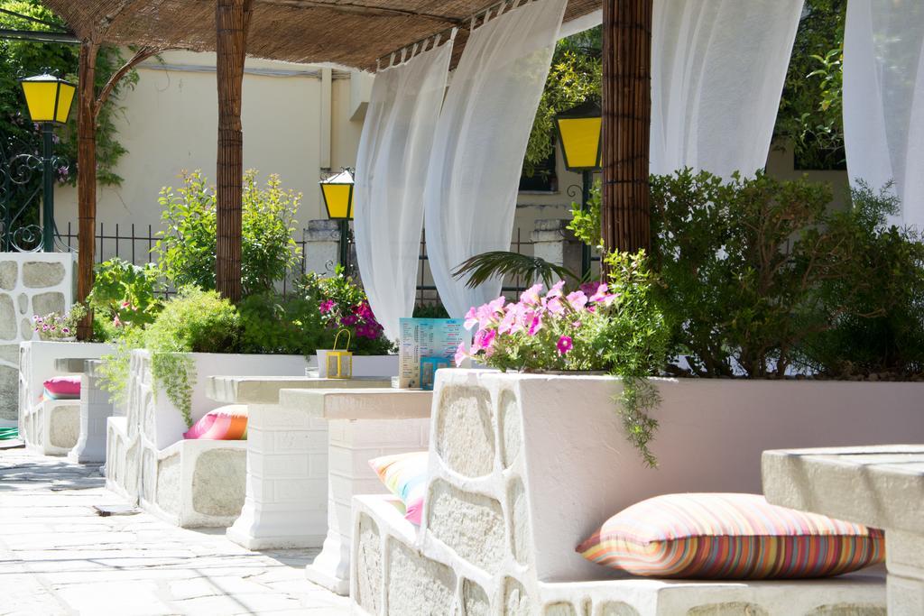 Sirena Beach Guviá Kültér fotó